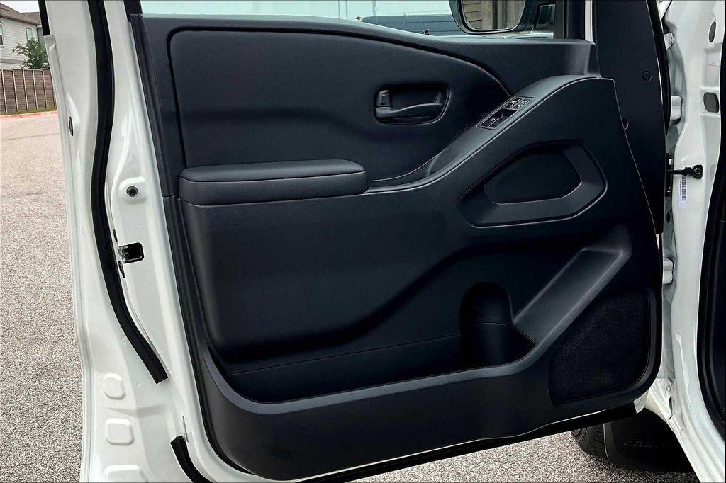 new 2025 Nissan Frontier car, priced at $34,040
