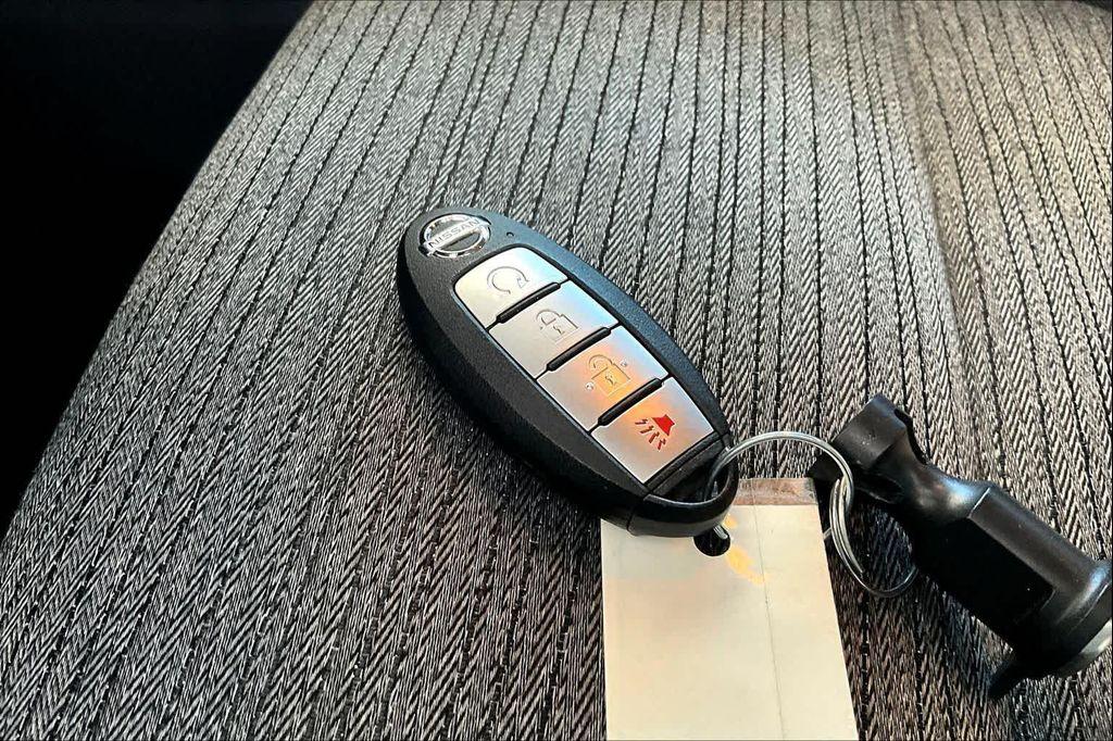 used 2021 Nissan Rogue car, priced at $18,748