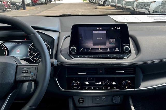 new 2025 Nissan Rogue car, priced at $33,665