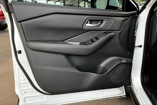 new 2025 Nissan Rogue car, priced at $33,665