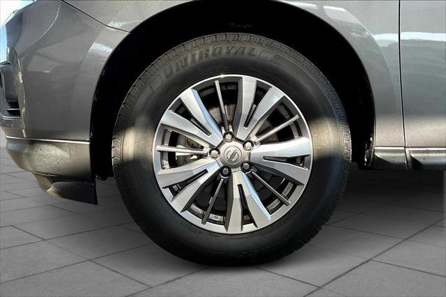 used 2020 Nissan Pathfinder car, priced at $21,710