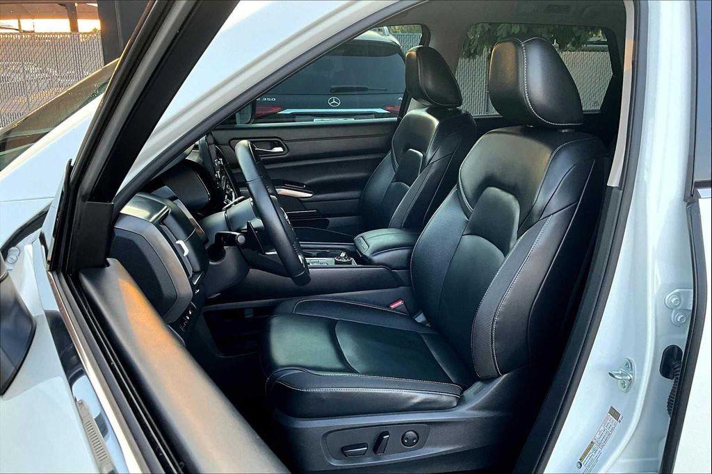 used 2023 Nissan Pathfinder car, priced at $32,819