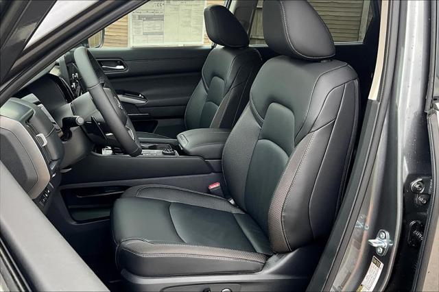 new 2025 Nissan Pathfinder car, priced at $48,190