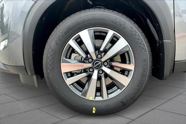 new 2025 Nissan Pathfinder car, priced at $48,190