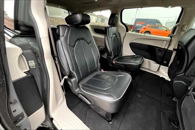 used 2022 Chrysler Pacifica car, priced at $23,364