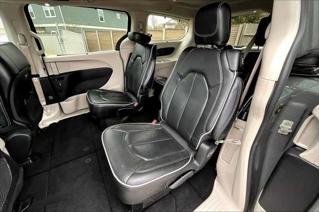 used 2022 Chrysler Pacifica car, priced at $23,364