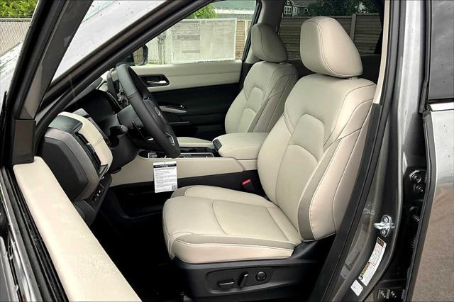 new 2025 Nissan Pathfinder car, priced at $41,528