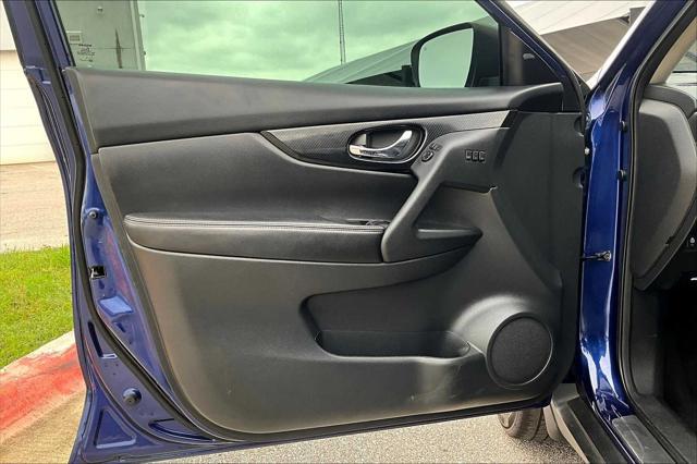 used 2019 Nissan Rogue car, priced at $19,986