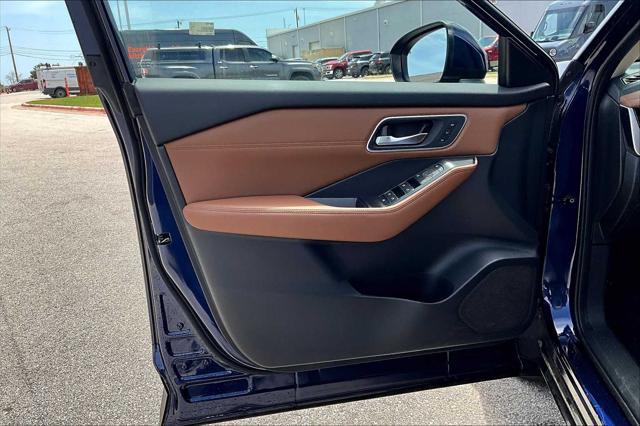 new 2025 Nissan Rogue car, priced at $41,280