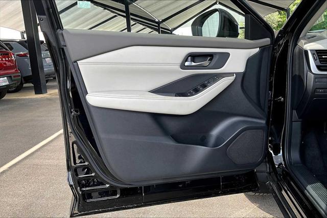 new 2025 Nissan Rogue car, priced at $33,350