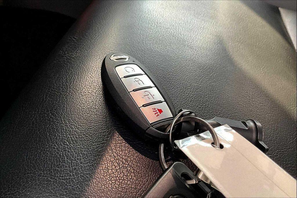 used 2023 Nissan Frontier car, priced at $33,592