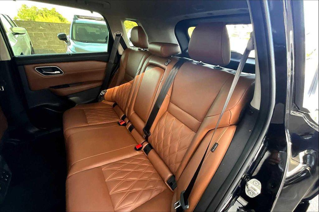 used 2024 Nissan Rogue car, priced at $30,751