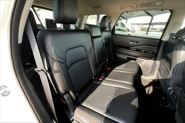 used 2024 Nissan Pathfinder car, priced at $35,815