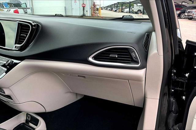 used 2024 Chrysler Pacifica car, priced at $30,875