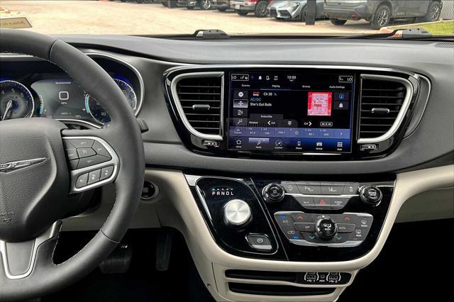 used 2024 Chrysler Pacifica car, priced at $30,875