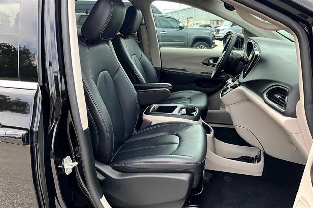 used 2024 Chrysler Pacifica car, priced at $30,875