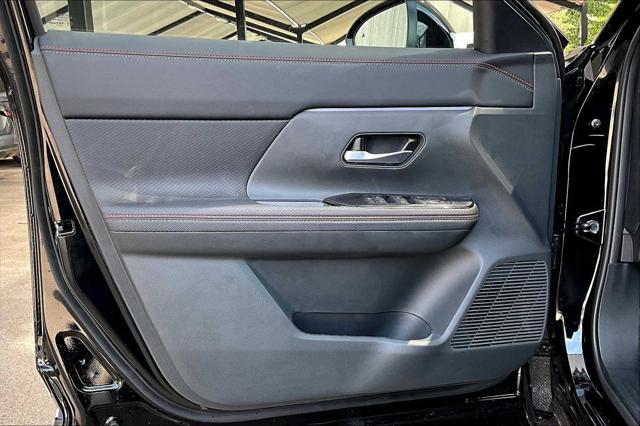 new 2025 Nissan Kicks car, priced at $30,135
