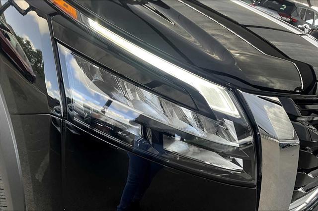 new 2025 Nissan Pathfinder car, priced at $44,493
