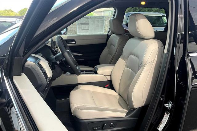 new 2025 Nissan Pathfinder car, priced at $44,493