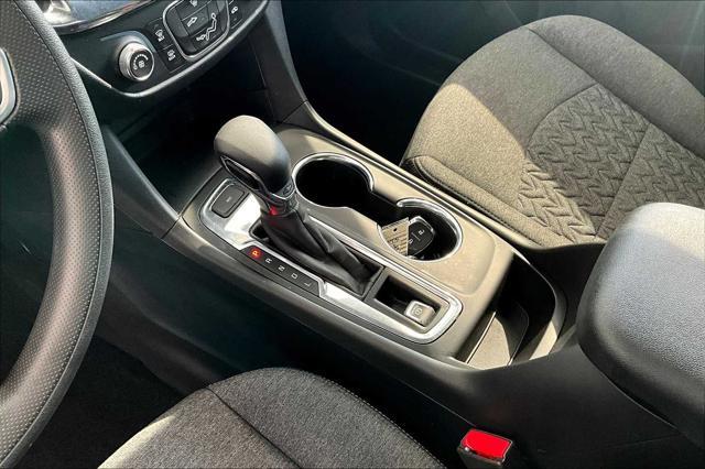 used 2022 Chevrolet Equinox car, priced at $24,613