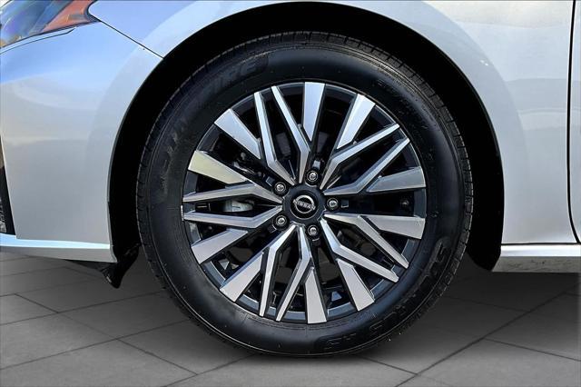 used 2023 Nissan Altima car, priced at $20,419