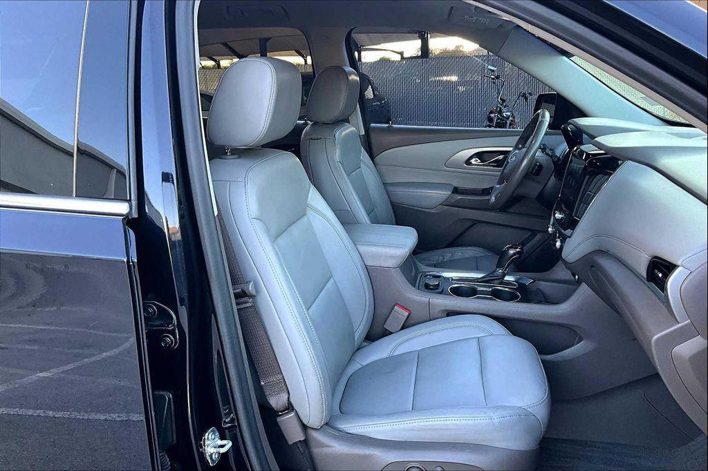 used 2020 Chevrolet Traverse car, priced at $17,865
