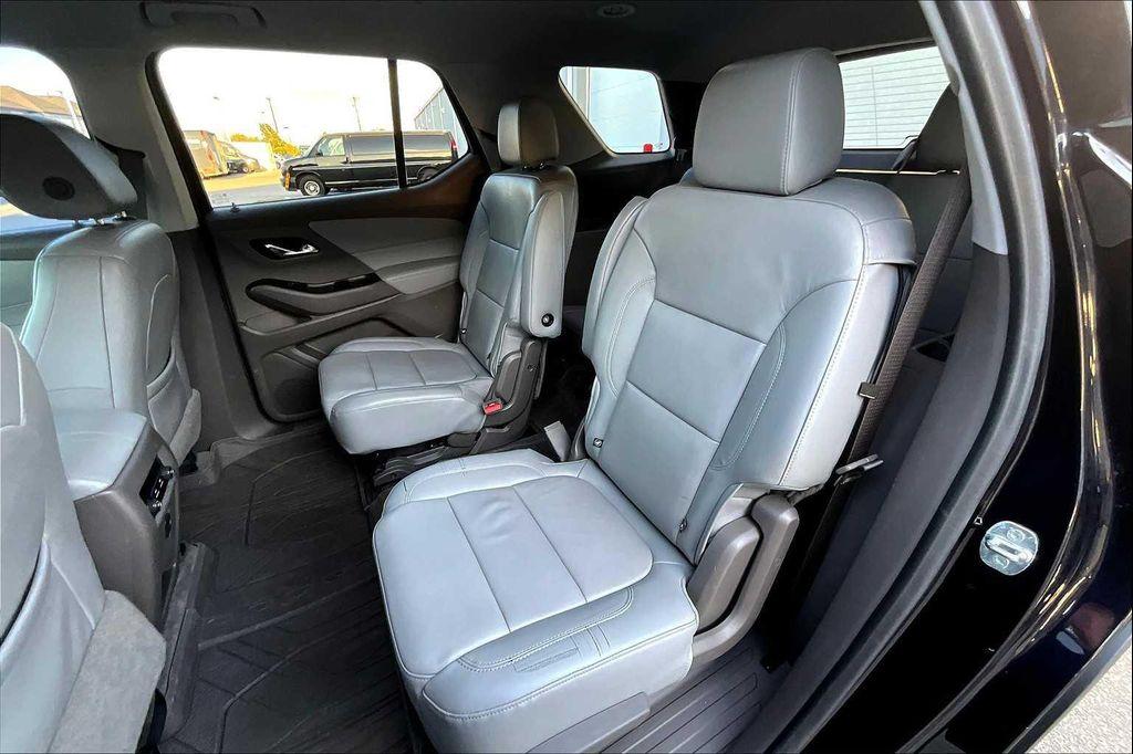 used 2020 Chevrolet Traverse car, priced at $17,865