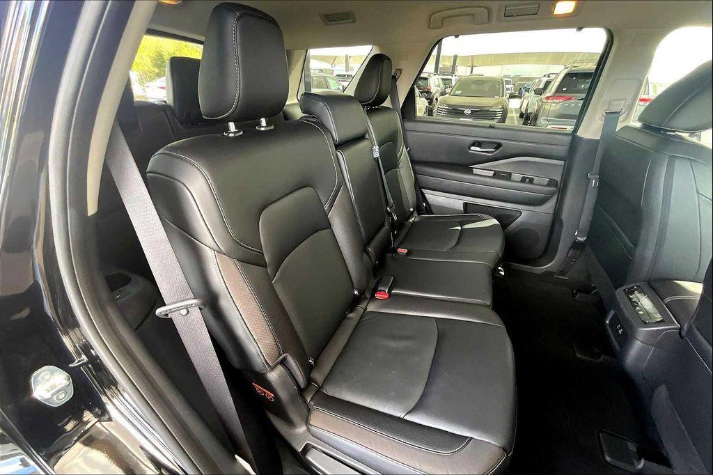 used 2023 Nissan Pathfinder car, priced at $31,870