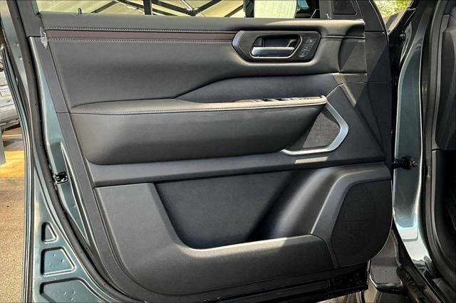new 2025 Nissan Armada car, priced at $75,280