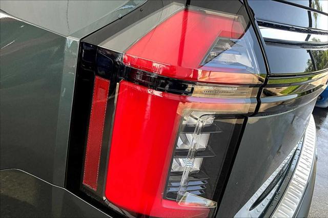 new 2025 Nissan Armada car, priced at $75,280