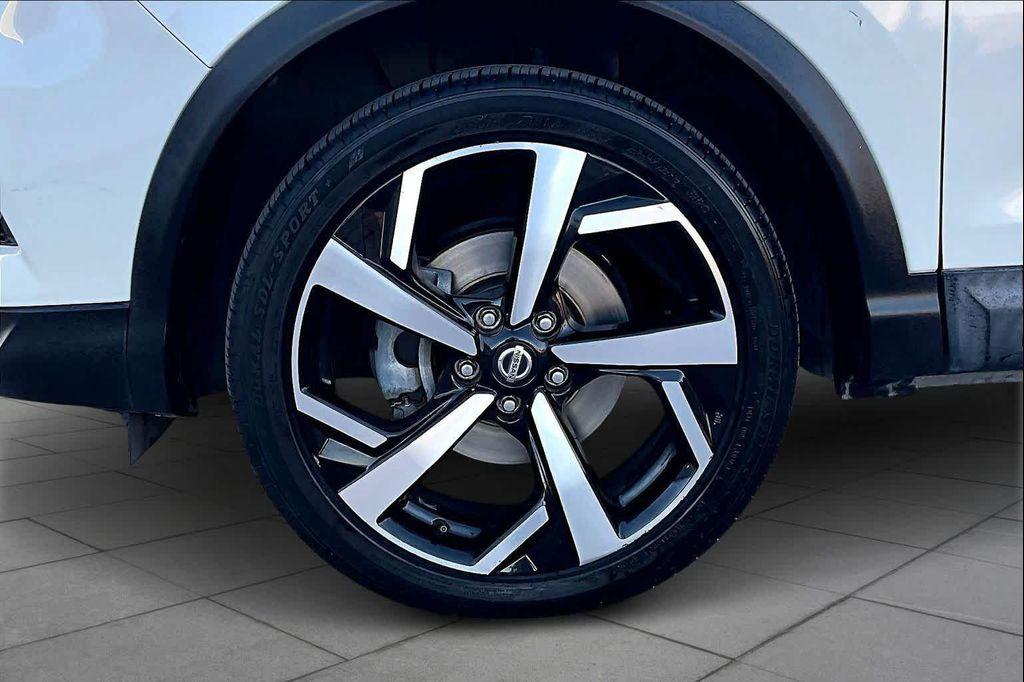 used 2020 Nissan Rogue Sport car, priced at $18,987