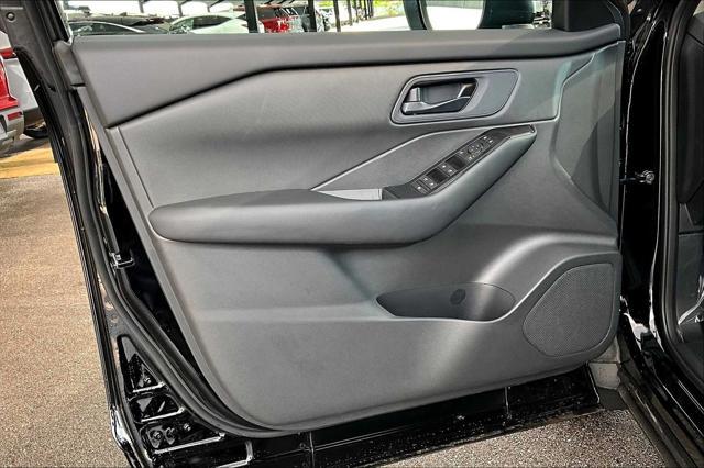 new 2025 Nissan Rogue car, priced at $29,777