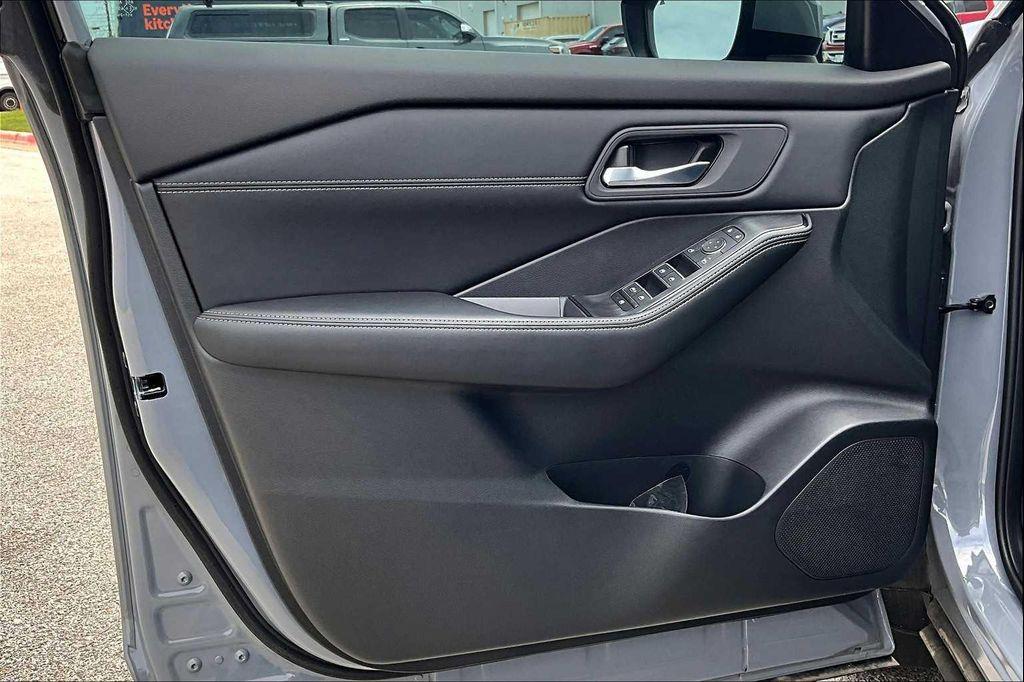 new 2025 Nissan Rogue car, priced at $38,164