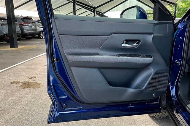 new 2025 Nissan Kicks car, priced at $25,710