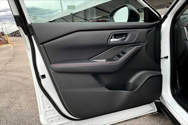 new 2025 Nissan Rogue car, priced at $37,955