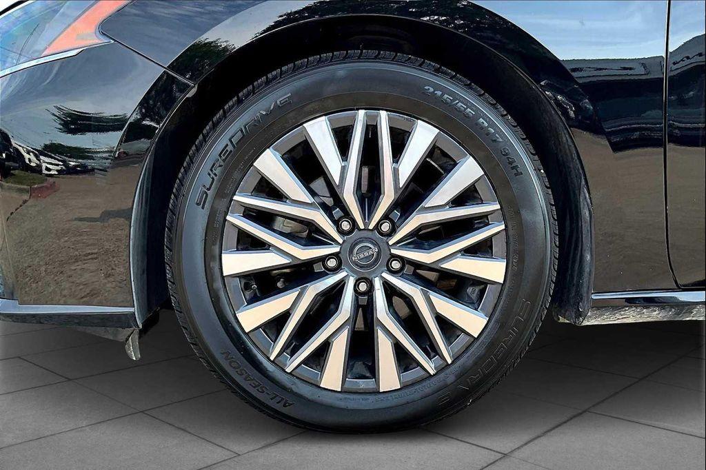 used 2023 Nissan Altima car, priced at $18,917