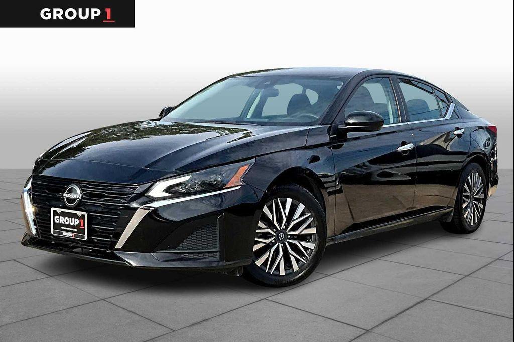 used 2023 Nissan Altima car, priced at $18,917