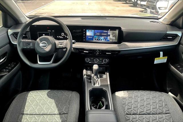 new 2025 Nissan Kicks car, priced at $26,977