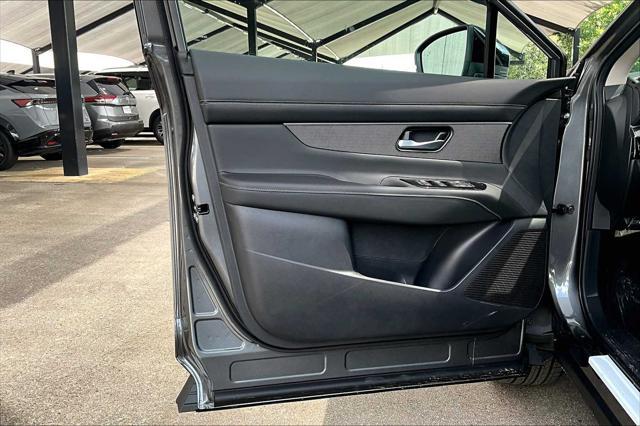 new 2025 Nissan Murano car, priced at $40,995