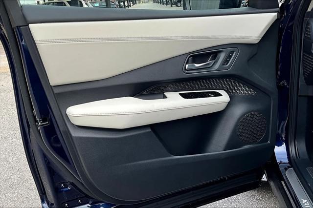new 2025 Nissan ARIYA car, priced at $48,597