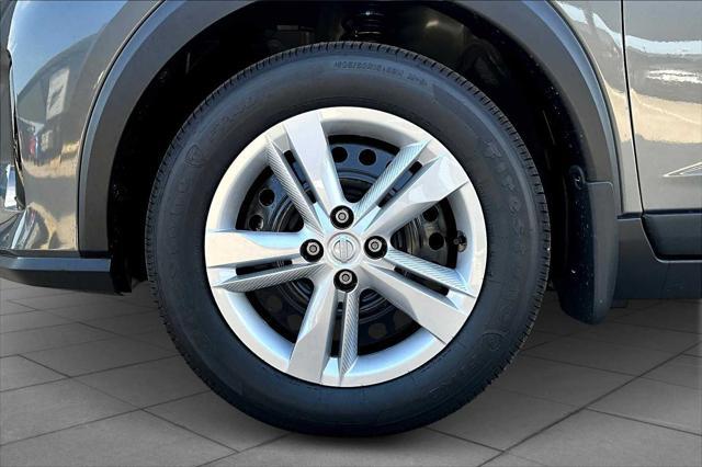 new 2025 Nissan Kicks car, priced at $23,260