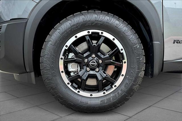 new 2025 Nissan Pathfinder car, priced at $43,360