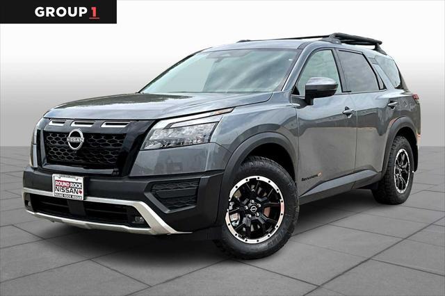 new 2025 Nissan Pathfinder car, priced at $43,360