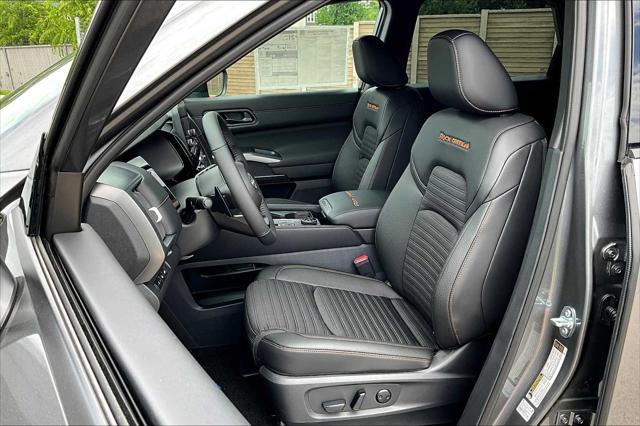 new 2025 Nissan Pathfinder car, priced at $43,360