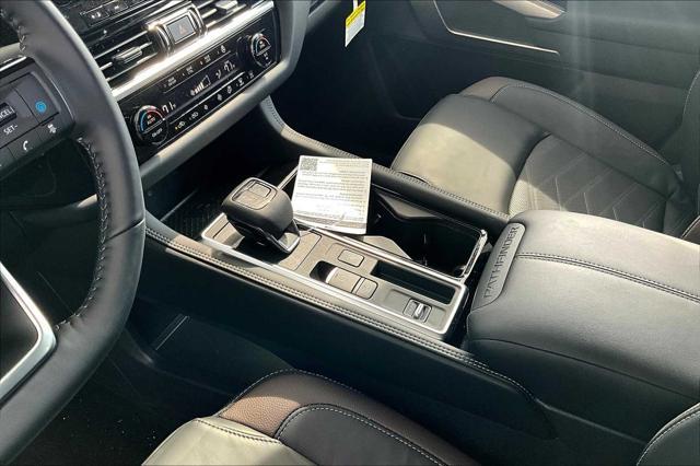 new 2025 Nissan Pathfinder car, priced at $48,877