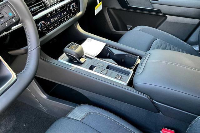 new 2025 Nissan Pathfinder car, priced at $39,420
