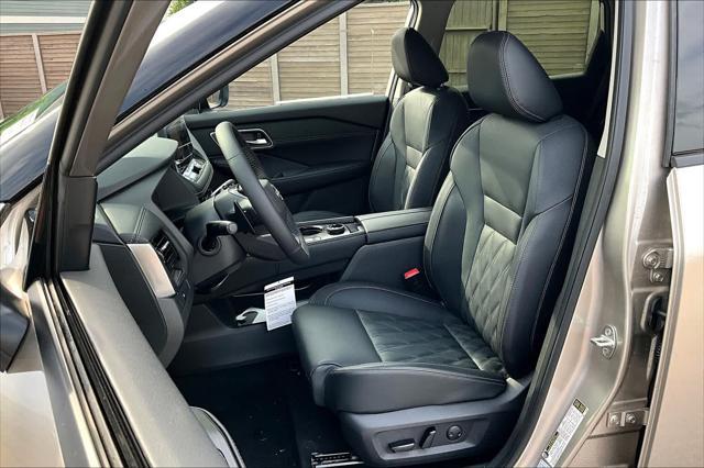 new 2025 Nissan Rogue car, priced at $41,280