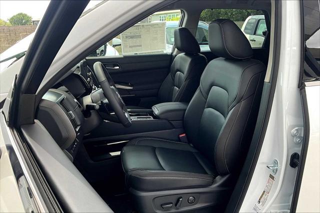 new 2025 Nissan Pathfinder car, priced at $41,926