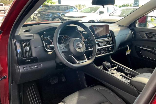 new 2025 Nissan Pathfinder car, priced at $39,942