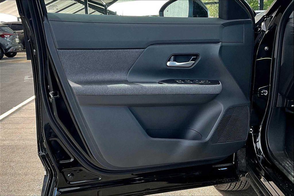new 2025 Nissan Kicks car, priced at $25,595